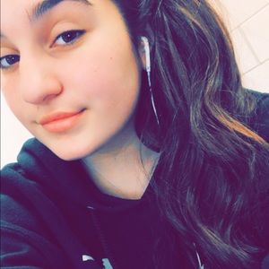 Meet your Posher, Jenna